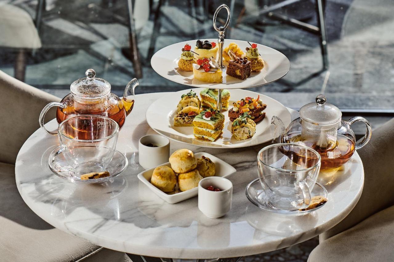 Crowne Plaza - West Cairo Arkan By Ihg 6th of October City Exterior foto Afternoon tea at the InterContinental London Park Lane
